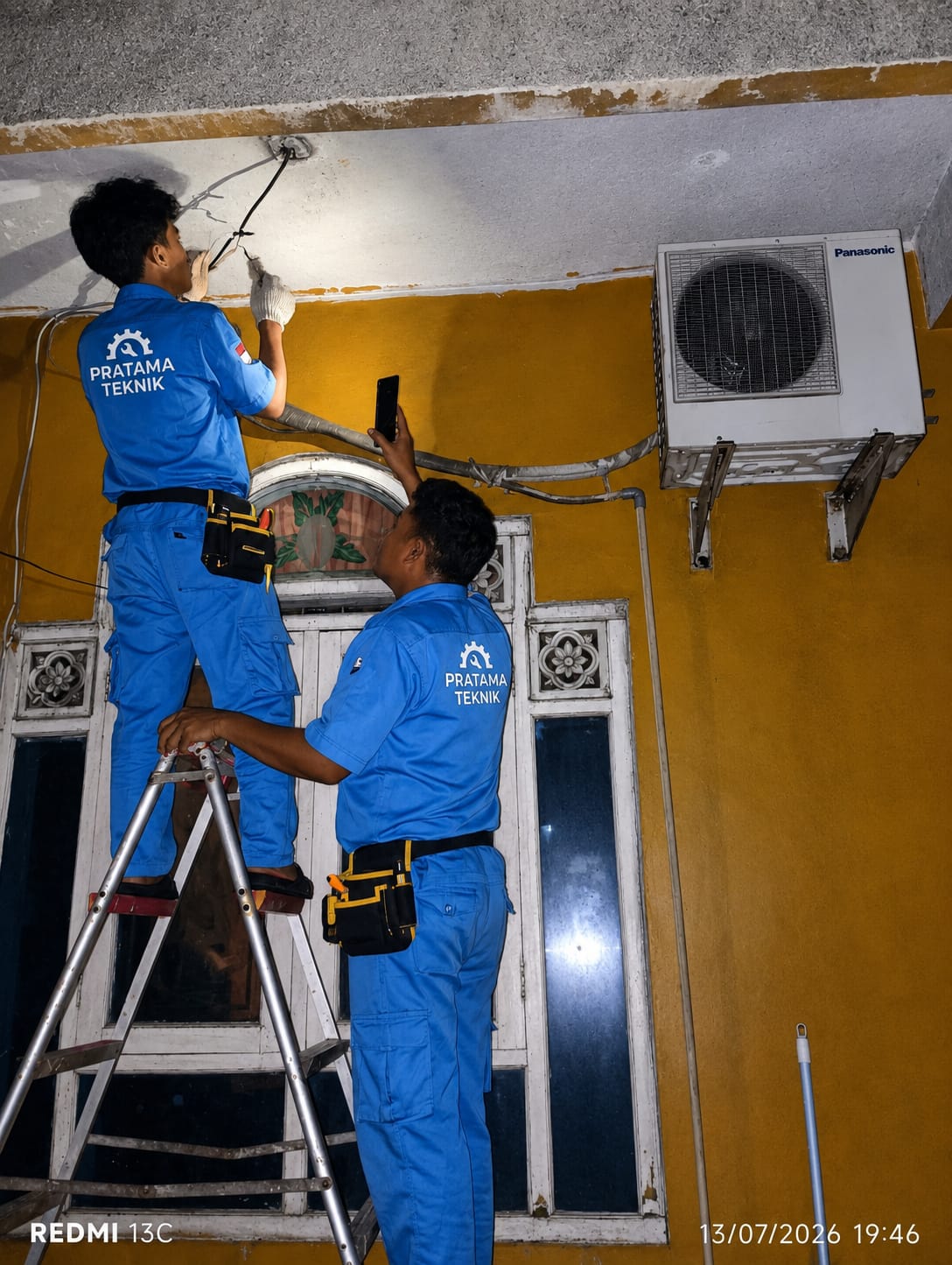 Service AC dan Perbaikan Kelistrikan Rumah Haji Ableh Cikarang